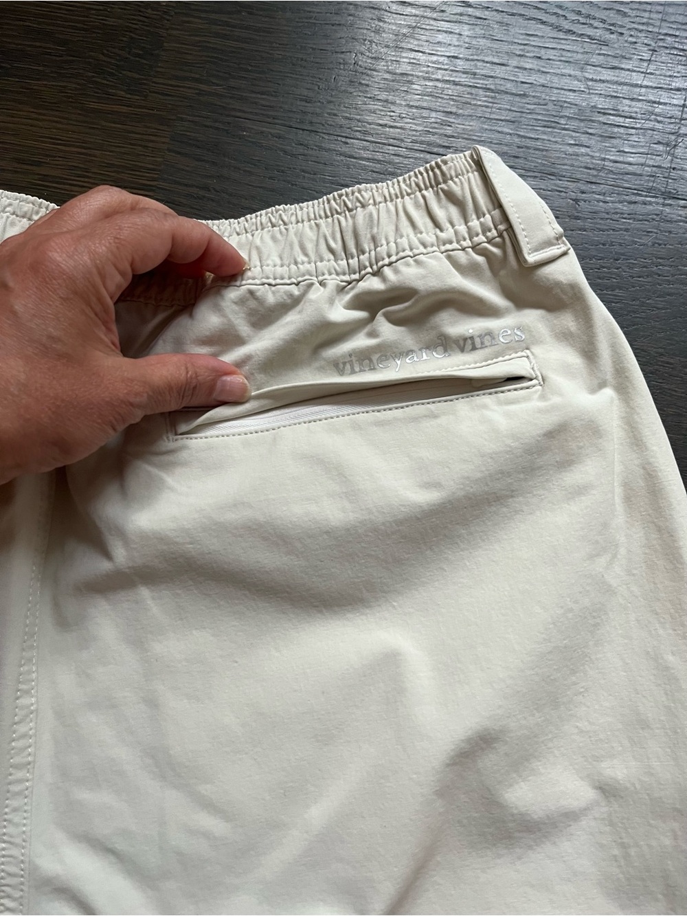 NWT Men’s Vineyard Vines Shorts - Picture 8 of 12